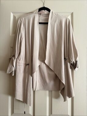 Philosophy Open-Front Draped Trench Coat in Light Beige
